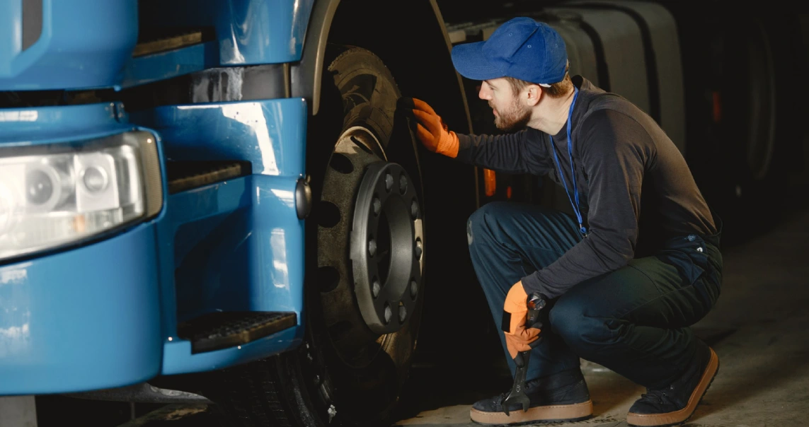 Preço de recapagem de pneus de caminhão: o que está incluído no serviço