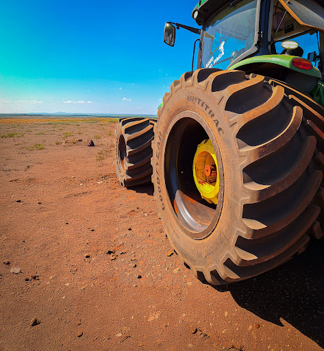 Tratores Agrícolas